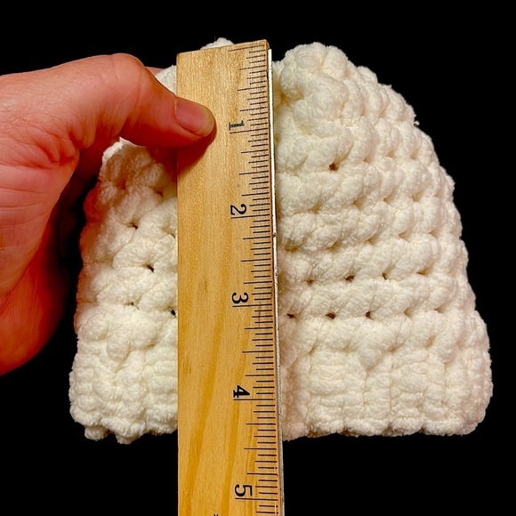 NWT Baby Beanie Hat Handmade Knitted Newborn, Buttercream color, super soft - Picture 2 of 3